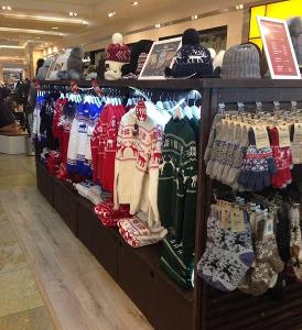 Свитер с оленями Siberia Тюмень - Город Тюмень shop-photo3 (1).jpg